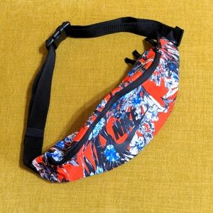 Nike Heritage Unisex Waistpack